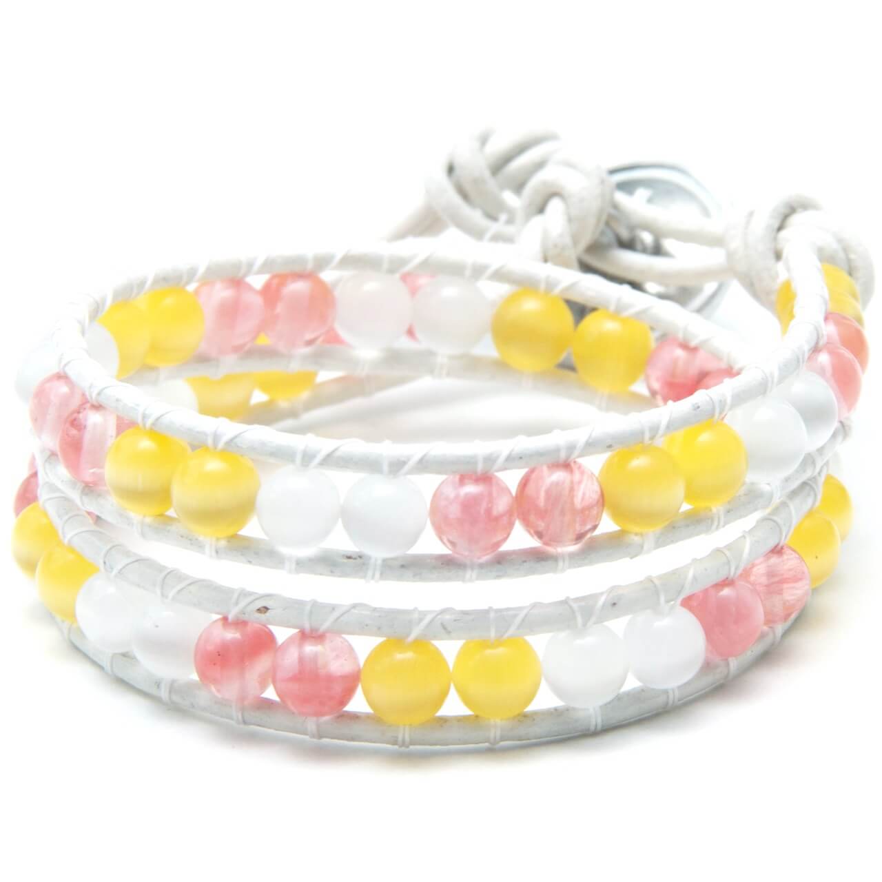 Sommerliches Leder Wickelarmband mit Perlen in Pastelltönen – Geschenkidee – Just Trisha Sommerliches Leder Wickelarmband mit Perlen in Pastelltönen - Geschenkidee - Just Trisha