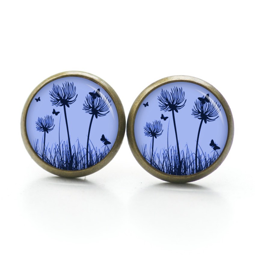 Ohrstecker, Ohrhänger, Clipse & Druckknopf – Motiv zarte Pusteblume in Jeansblau – Schmuck aus Edelstahl Ohrstecker, Ohrhänger, Clipse & Druckknopf – Motiv zarte Pusteblume in Jeansblau – Schmuck aus Edelstahl