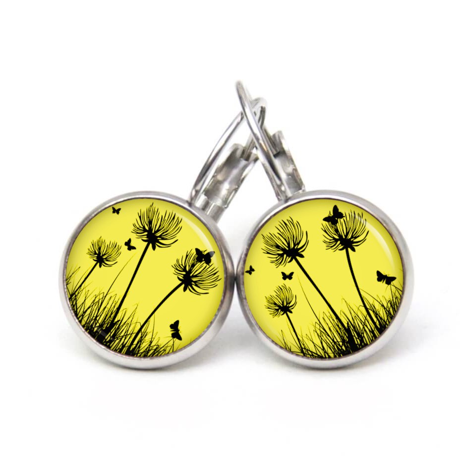 Ohrstecker, Ohrhänger, Clipse & Druckknopf – Motiv Zarte Pusteblume in Gelb – Schmuck aus Edelstahl Ohrstecker, Ohrhänger, Clipse & Druckknopf – Motiv Zarte Pusteblume in Gelb – Schmuck aus Edelstahl