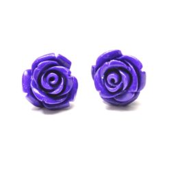Große Rosen Ohrstecker Violett – Handmade Edelstahl | Blumenohrringe von Just Trisha | Kleine Auflage Geschenkidee