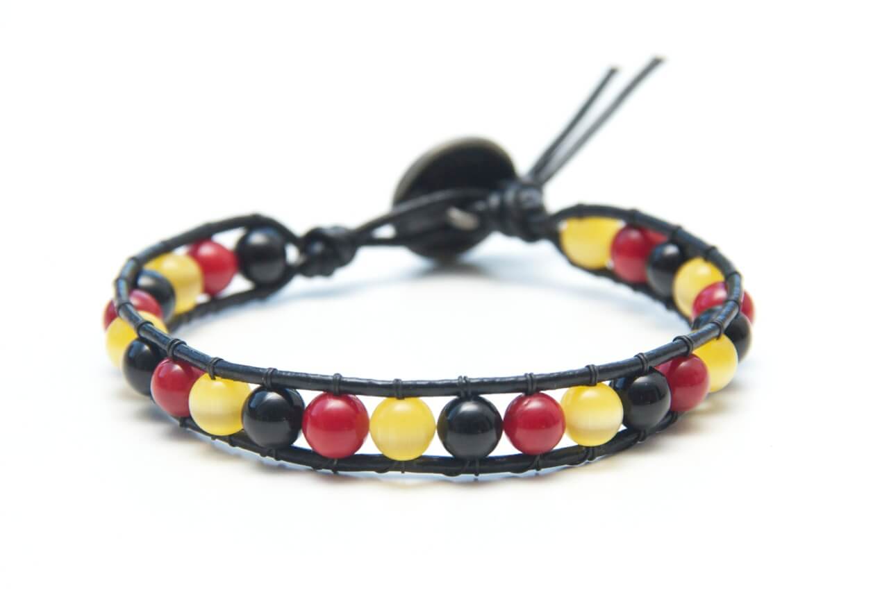 Wickelarmband Leder Deutschland Fußball – WM – EM – Geschenkidee – Just Trisha Wickelarmband Leder Deutschland Fußball - WM - EM - Geschenkidee - Just Trisha