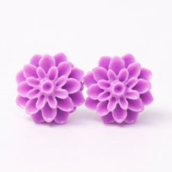 Chrysanthemen Ohrstecker Flieder - Handmade Edelstahl | Blumenohrringe von Just Trisha | Kleine Auflage Geschenkidee