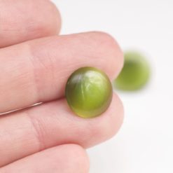 Edelstahl Cateye Ohrstecker in olivegrün