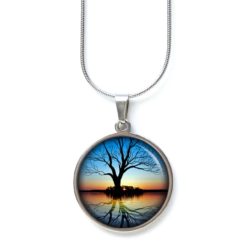 Ohrstecker, Ohrhänger, Clipse & Druckknopf – Motiv Baum bei Sonnenaufgang – Schmuck aus Edelstahl Ohrstecker, Ohrhänger, Clipse & Druckknopf – Motiv Baum bei Sonnenaufgang – Schmuck aus Edelstahl