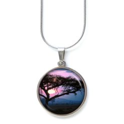 Ohrstecker, Ohrhänger, Clipse & Druckknopf – Motiv Afrika Baum Sonnenaufgang lila blau – Schmuck aus Edelstahl Ohrstecker, Ohrhänger, Clipse & Druckknopf – Motiv Afrika Baum Sonnenaufgang lila blau – Schmuck aus Edelstahl