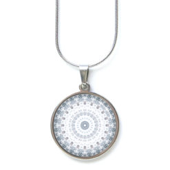 Ohrstecker, Ohrhänger, Clipse & Druckknopf – Motiv graues Mandala – Schmuck aus Edelstahl Ohrstecker, Ohrhänger, Clipse & Druckknopf – Motiv graues Mandala – Schmuck aus Edelstahl