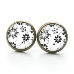 Ohrstecker, Ohrhänger, Clipse & Druckknopf – Motiv zarte Blumen in schwarz und weiß – Schmuck aus Edelstahl Ohrstecker, Ohrhänger, Clipse & Druckknopf – Motiv zarte Blumen in schwarz und weiß – Schmuck aus Edelstahl