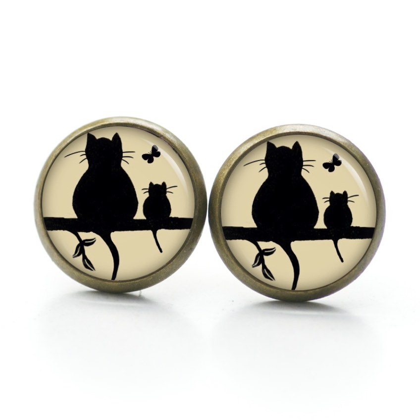Druckknopf Ohrstecker Ohrhänger Clipse Katze und Babykatze mit Schmetterling in beige Druckknopf Ohrstecker Ohrhänger Clipse Katze und Babykatze mit Schmetterling in beige