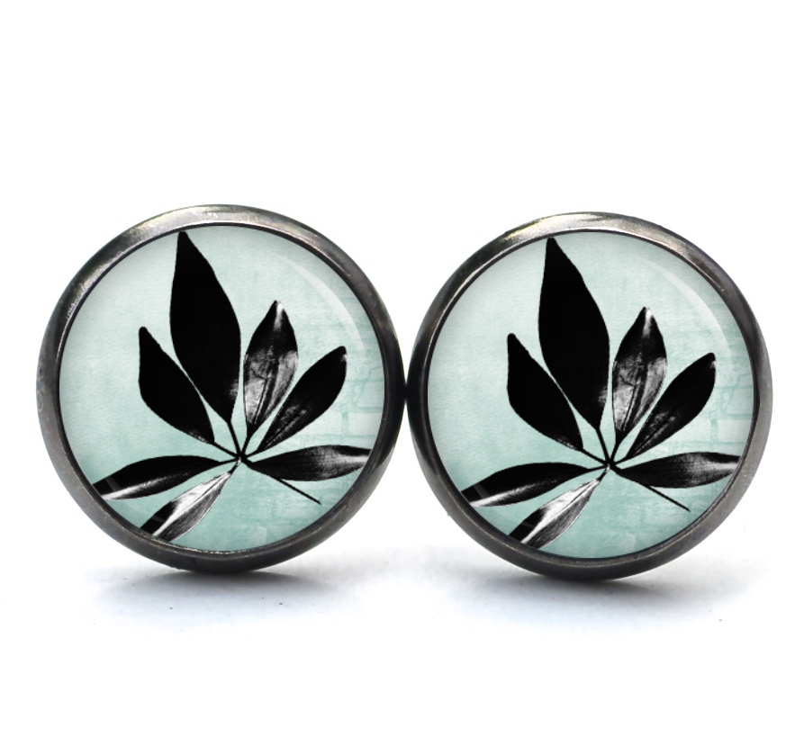 Ohrstecker, Ohrhänger, Clipse & Druckknopf – Motiv blau türkis mit schwarzem Blatt – Schmuck aus Edelstahl Ohrstecker, Ohrhänger, Clipse & Druckknopf – Motiv blau türkis mit schwarzem Blatt – Schmuck aus Edelstahl