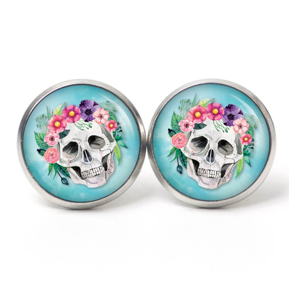 Ohrstecker, Ohrhänger, Clipse & Druckknopf – Motiv Totenkopf mit Blumen Frühling Türkis – Schmuck aus Edelstahl Ohrstecker, Ohrhänger, Clipse & Druckknopf – Motiv Totenkopf mit Blumen Frühling Türkis – Schmuck aus Edelstahl
