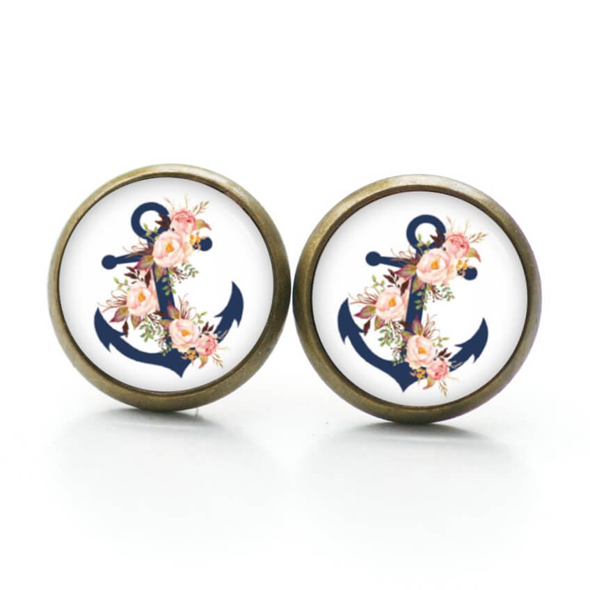Blaue Anker Ohrringe aus Edelstahl – Maritimes Blumen Motiv – Just Trisha Blaue Anker Ohrringe aus Edelstahl - Maritimes Blumen Motiv - Just Trisha
