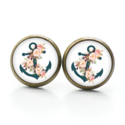 Emerald Anker Ohrringe aus Edelstahl – Maritimes Blumen Motiv – Just Trisha Emerald Anker Ohrringe aus Edelstahl - Maritimes Blumen Motiv - Just Trisha