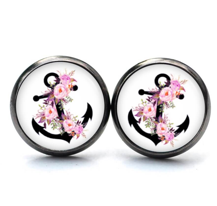 Schwarzer Anker Ohrringe aus Edelstahl – Maritimes Blumen Motiv – Just Trisha Schwarzer Anker Ohrringe aus Edelstahl - Maritimes Blumen Motiv - Just Trisha