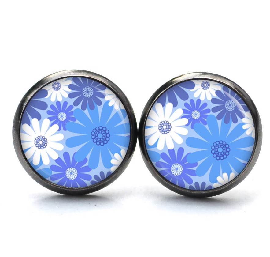 Ohrstecker, Ohrhänger, Clipse & Druckknopf – Motiv blaues Blumenmeer – Schmuck aus Edelstahl Ohrstecker, Ohrhänger, Clipse & Druckknopf – Motiv blaues Blumenmeer – Schmuck aus Edelstahl