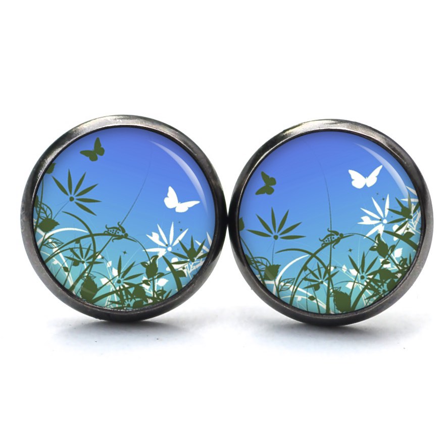 Ohrstecker, Ohrhänger, Clipse & Druckknopf – Motiv Blumenwiese mit Schmetterling blau – Schmuck aus Edelstahl Ohrstecker, Ohrhänger, Clipse & Druckknopf – Motiv Blumenwiese mit Schmetterling blau – Schmuck aus Edelstahl