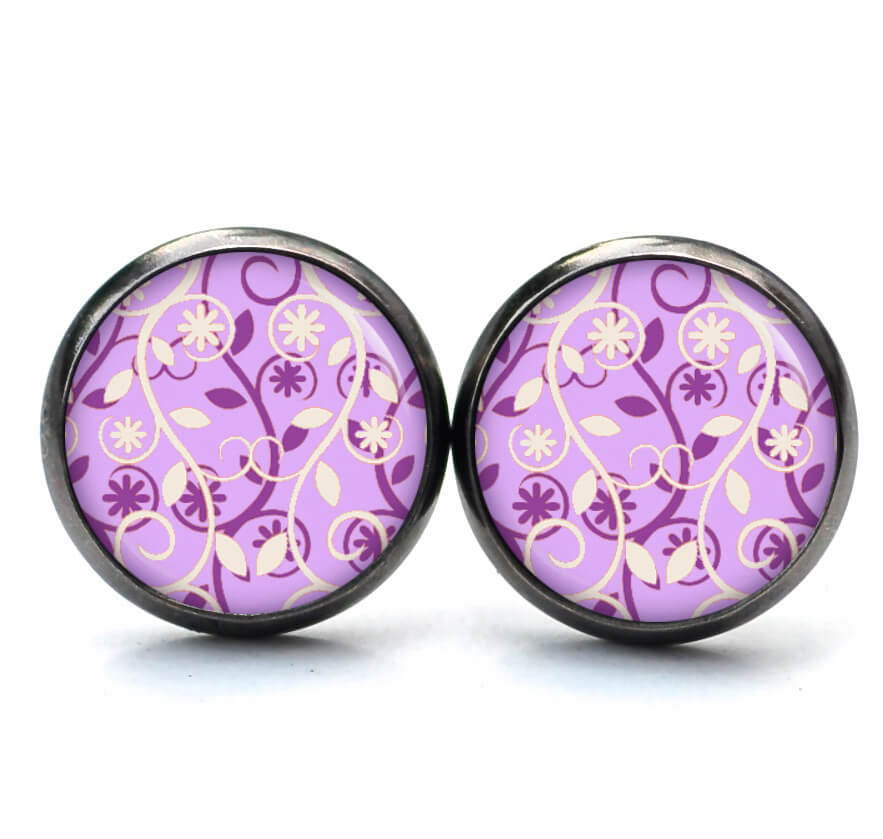 Ohrstecker, Ohrhänger, Clipse & Druckknopf – Motiv Wildes lila Blumenmuster – Schmuck aus Edelstahl Ohrstecker, Ohrhänger, Clipse & Druckknopf – Motiv Wildes lila Blumenmuster – Schmuck aus Edelstahl