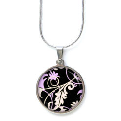 Ohrstecker, Ohrhänger, Clipse & Druckknopf – Motiv Elegante Arabesken Violett – Schmuck aus Edelstahl Ohrstecker, Ohrhänger, Clipse & Druckknopf - Motiv Elegante Arabesken Violett - Schmuck aus Edelstahl