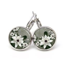 Ohrstecker, Ohrhänger, Clipse & Druckknopf – Motiv Seerosen in grau und weiß – Schmuck aus Edelstahl Ohrstecker, Ohrhänger, Clipse & Druckknopf – Motiv Seerosen in grau und weiß – Schmuck aus Edelstahl