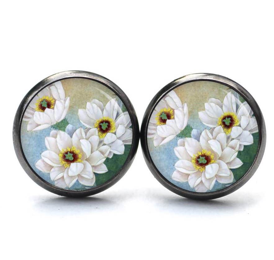Ohrstecker, Ohrhänger, Clipse & Druckknopf – Motiv Große weiße Blumen – Schmuck aus Edelstahl Ohrstecker, Ohrhänger, Clipse & Druckknopf – Motiv Große weiße Blumen – Schmuck aus Edelstahl
