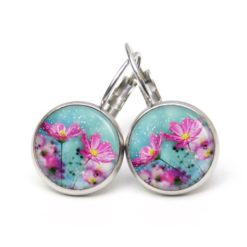 Ohrstecker, Ohrhänger, Clipse & Druckknopf – Motiv Rosa Margeriten – Schmuck aus Edelstahl Ohrstecker, Ohrhänger, Clipse & Druckknopf – Motiv Rosa Margeriten – Schmuck aus Edelstahl