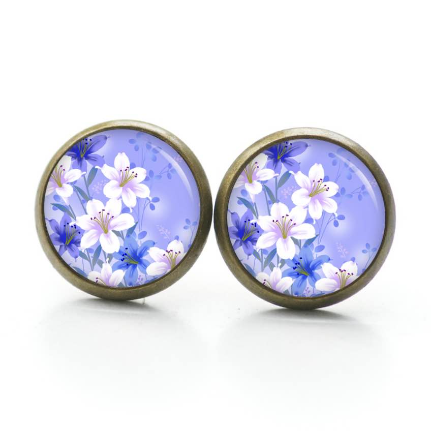 Ohrstecker, Ohrhänger, Clipse & Druckknopf – Motiv Blumen in blau und creme – Schmuck aus Edelstahl Ohrstecker, Ohrhänger, Clipse & Druckknopf – Motiv Blumen in blau und creme – Schmuck aus Edelstahl