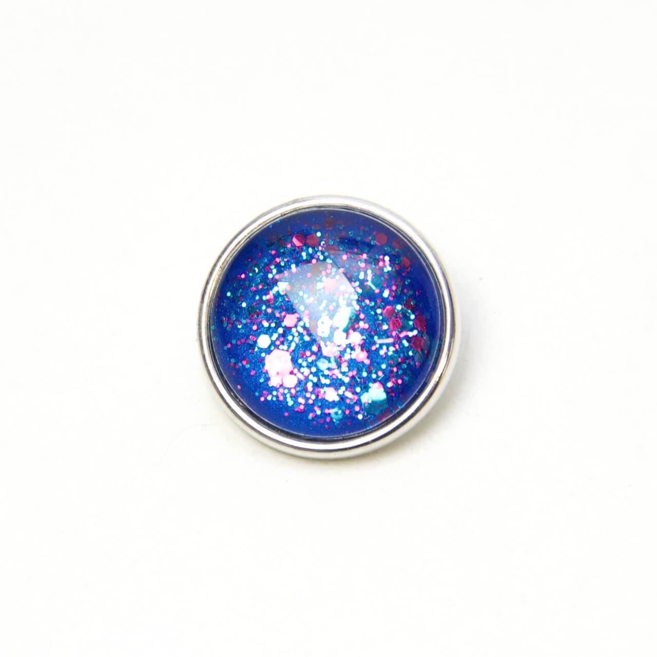 Druckknopf handbemalt in blau mit pinken und türkisem Glitzer für Druckknopfschmuck Druckknopf handbemalt in blau mit pinken und türkisem Glitzer für Druckknopfschmuck