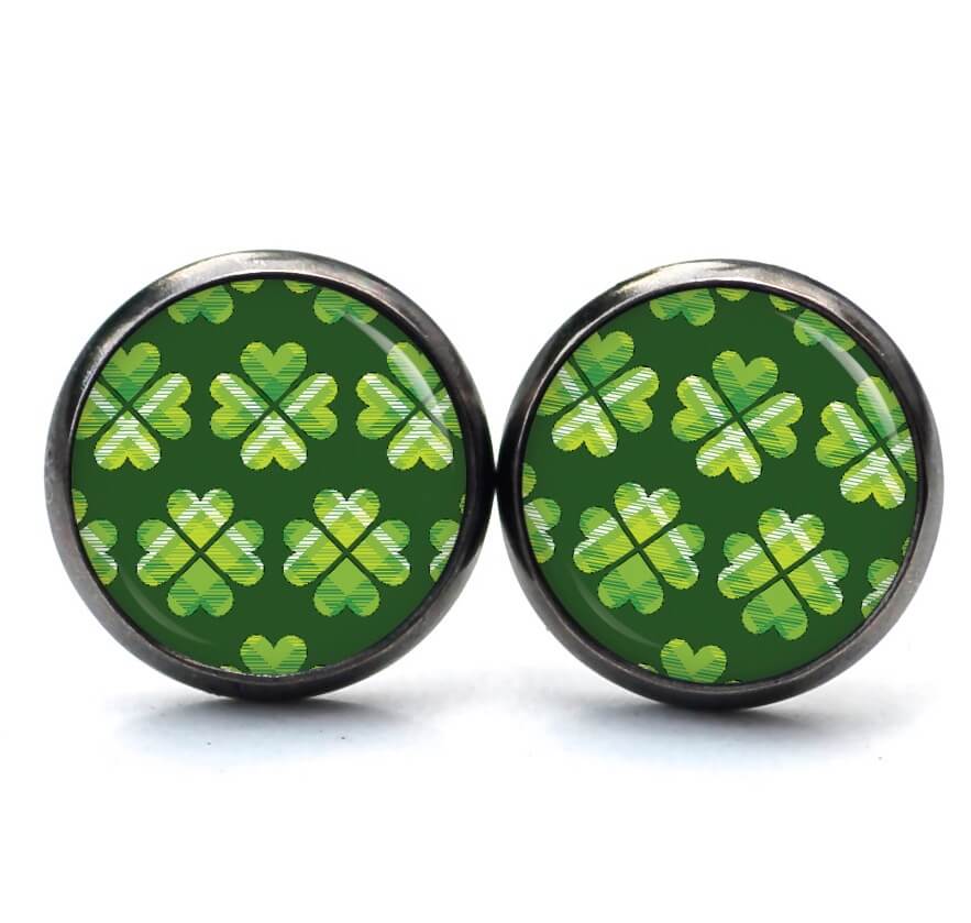 Ohrstecker, Ohrhänger, Clipse & Druckknopf – Motiv kariertes Kleeblatt grün St Patricks Day – Schmuck aus Edelstahl Ohrstecker, Ohrhänger, Clipse & Druckknopf – Motiv kariertes Kleeblatt grün St Patricks Day – Schmuck aus Edelstahl