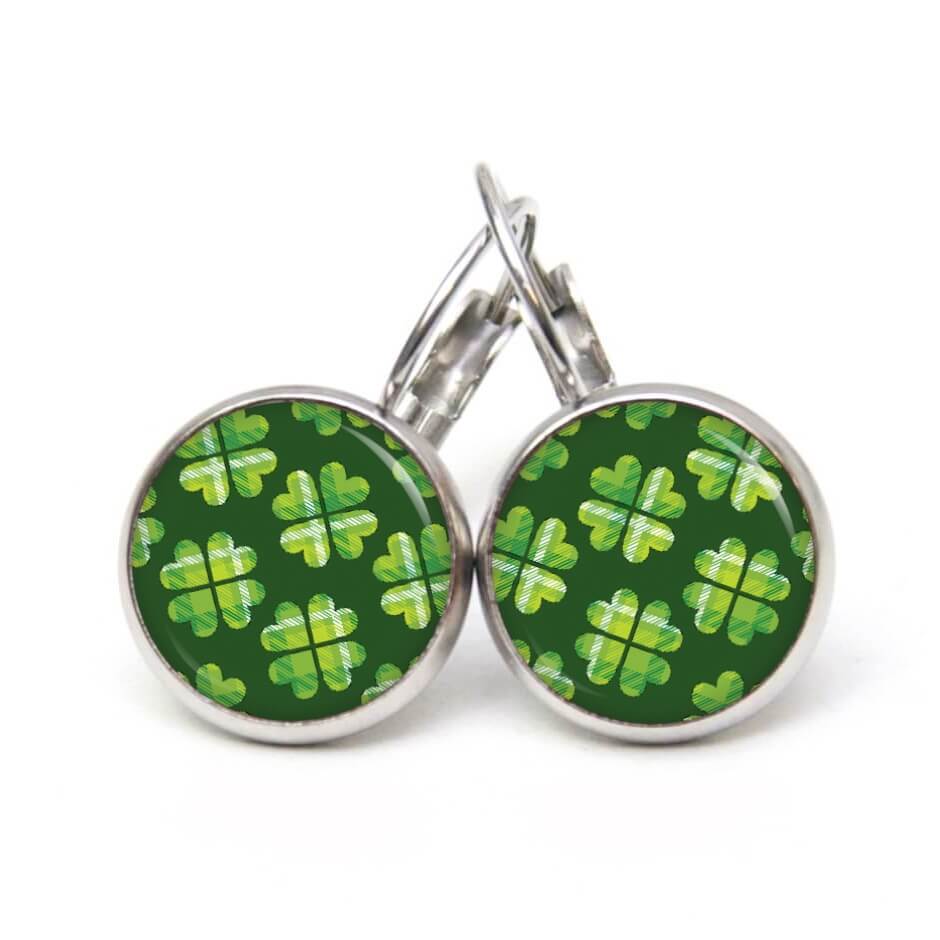 Ohrstecker, Ohrhänger, Clipse & Druckknopf – Motiv kariertes Kleeblatt grün St Patricks Day – Schmuck aus Edelstahl Ohrstecker, Ohrhänger, Clipse & Druckknopf – Motiv kariertes Kleeblatt grün St Patricks Day – Schmuck aus Edelstahl