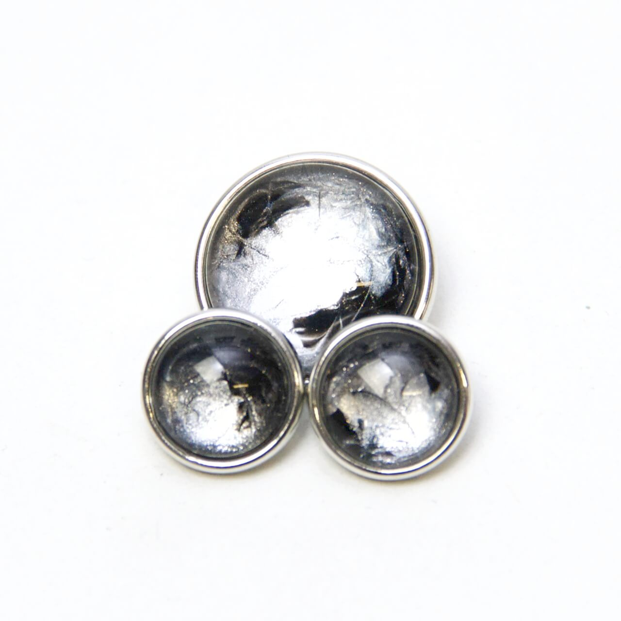 Druckknopf handbemalt klassisch schwarz grau silber für Druckknopfschmuck Druckknopf handbemalt klassisch schwarz grau silber für Druckknopfschmuck