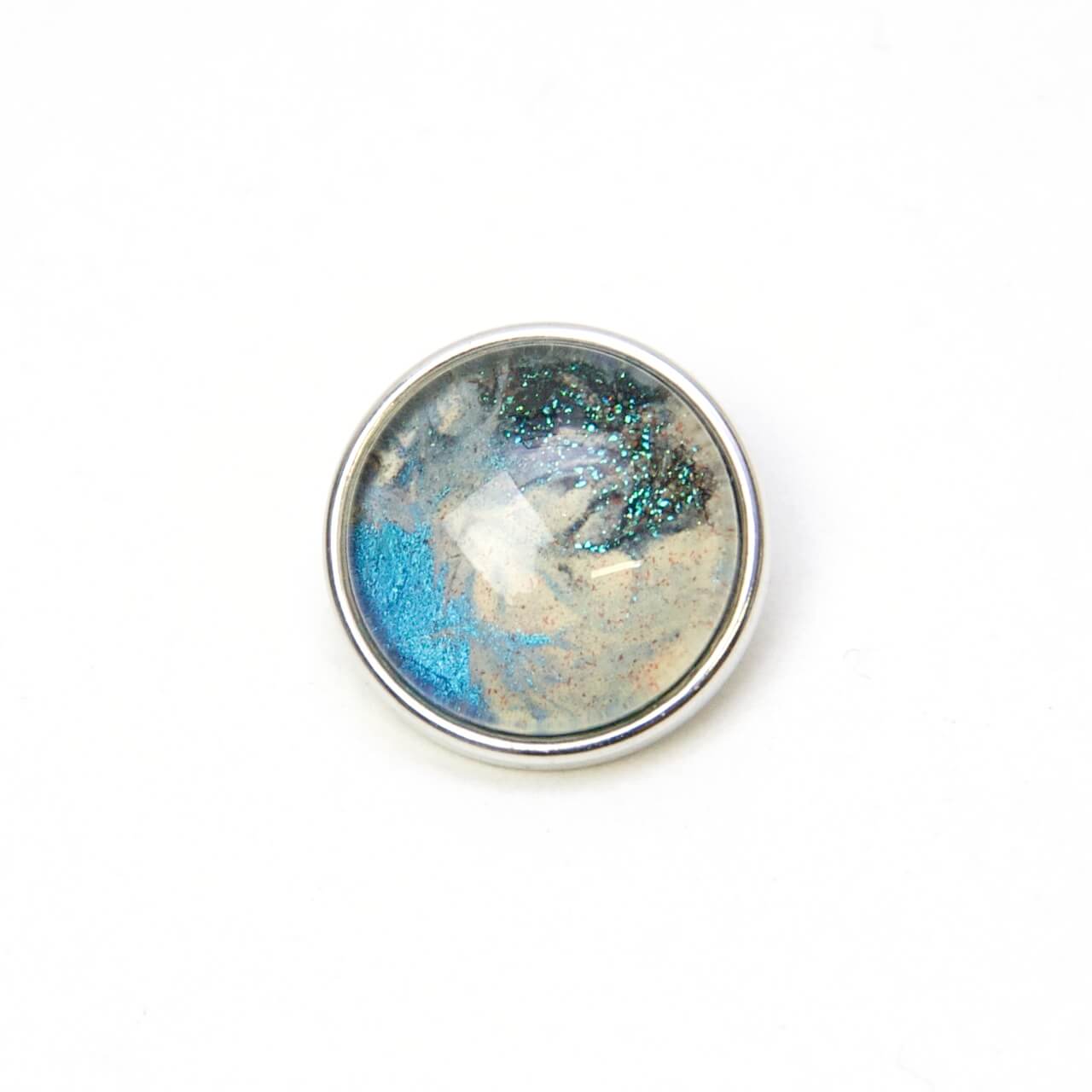 Druckknopf handbemalt Planet Erde in blau und beige mit Glitzer für Druckknopfschmuck Druckknopf handbemalt Planet Erde in blau und beige mit Glitzer für Druckknopfschmuck