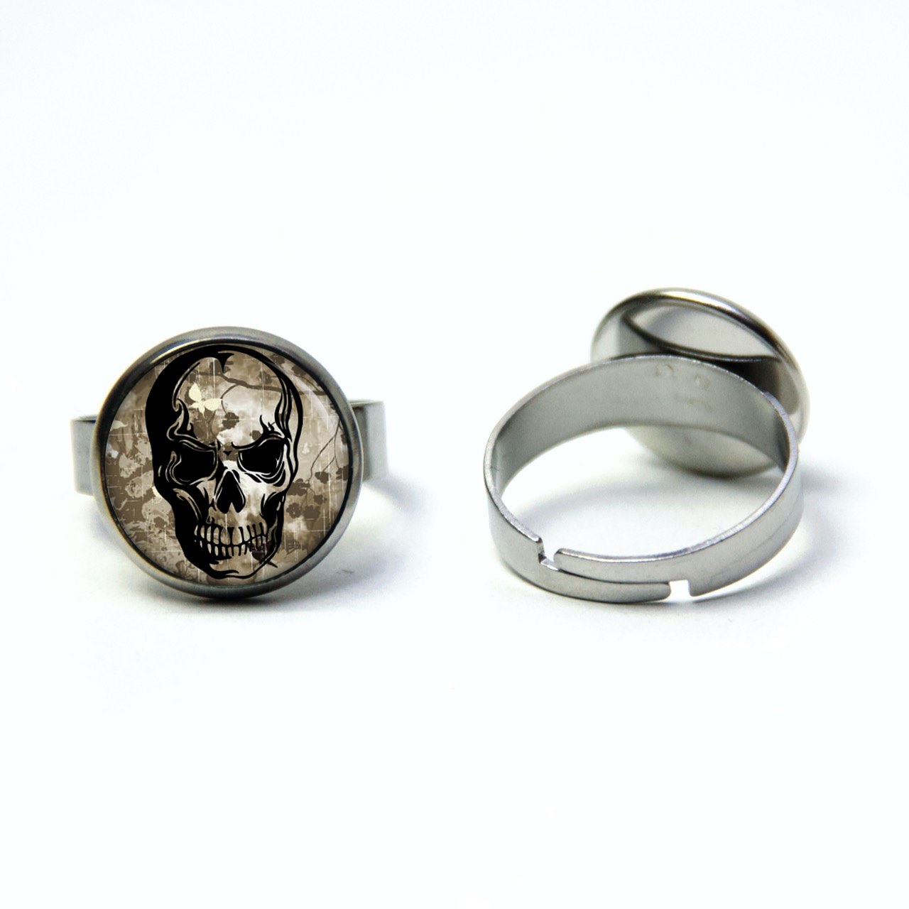 Edelstahl Ring großer Totenkopf grau schwarz – verschiedene Größen Edelstahl Ring großer Totenkopf grau schwarz - verschiedene Größen