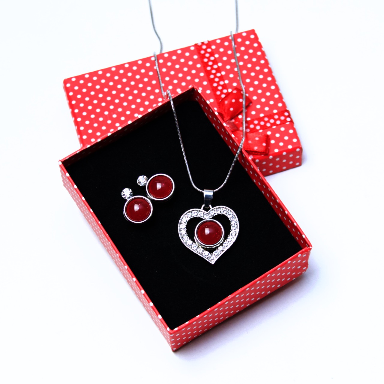 Druckknopf Set Herz Glitzer Anhänger mit Kette und Ohrringe – Geschenk Muttertag Druckknopf Set Herz Glitzer Anhänger mit Kette und Ohrringe - Geschenk Muttertag