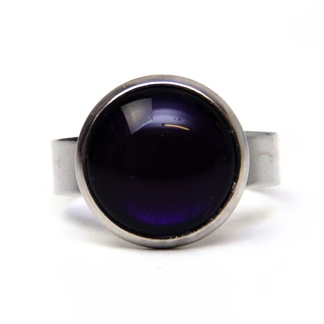 Edelstahl Ring handbemalt dunkel violett – verschiedene Größen Edelstahl Ring handbemalt dunkel violett - verschiedene Größen