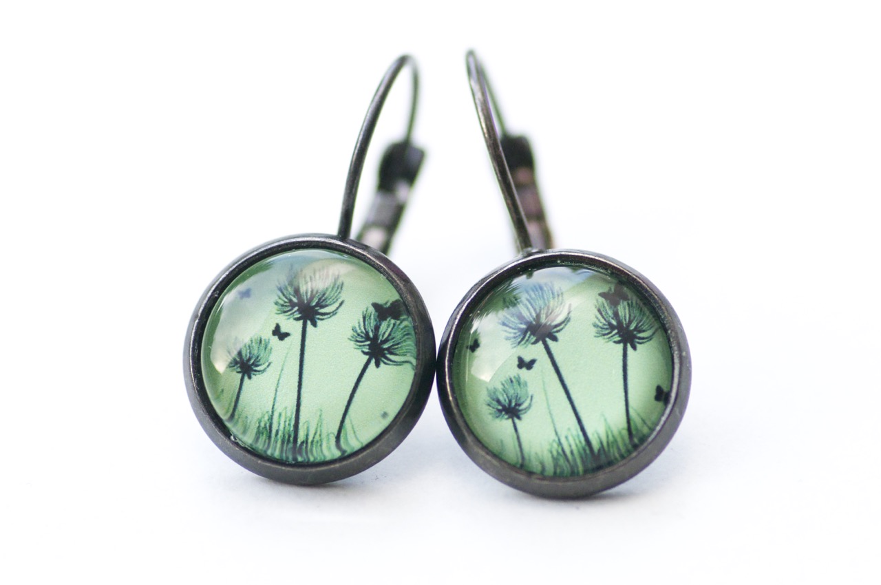 Ohrstecker, Ohrhänger, Clipse & Druckknopf – Motiv Pusteblume grün – Schmuck aus Edelstahl Ohrstecker, Ohrhänger, Clipse & Druckknopf – Motiv Pusteblume grün – Schmuck aus Edelstahl