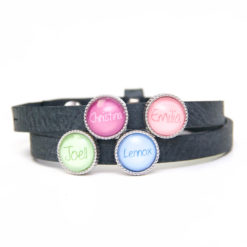 Personalisiertes Lederarmband mit 4 Wunschtext Schiebeperlen - personalisiert - Just Trisha