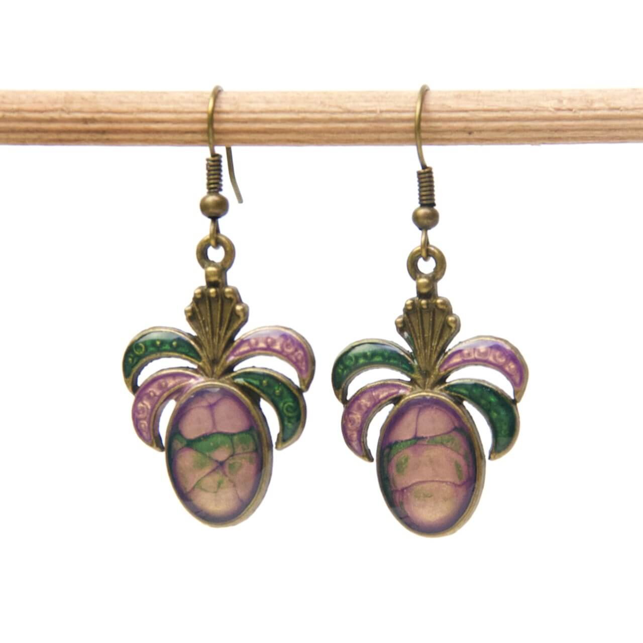 Handbemalte Ananas Ohrhänger in Lila und Grün – Bronze Handbemalte Ananas Ohrhänger in Lila und Grün - Bronze