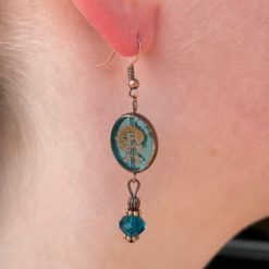 Vintage Ohrringe Kupfer mit Glasperlen in blau türkis Vintage Ohrringe Kupfer mit Glasperlen in blau türkis