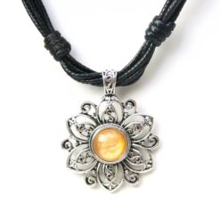 Kette mit Blumen Anhänger für 10mm Druckknopf – im Trachten Stil Kette mit Blumen Anhänger für 10mm Druckknopf - im Trachten Stil