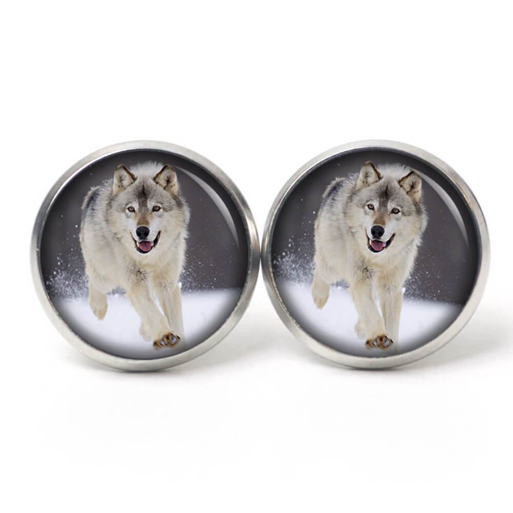 Ohrstecker, Ohrhänger, Clipse & Druckknopf – Motiv Wolf im Schnee – Schmuck aus Edelstahl Ohrstecker, Ohrhänger, Clipse & Druckknopf – Motiv Wolf im Schnee – Schmuck aus Edelstahl