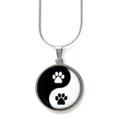 Ohrstecker, Ohrhänger, Clipse & Druckknopf – Motiv Yin Yang Hunde Pfoten schwarz weiß – Schmuck aus Edelstahl