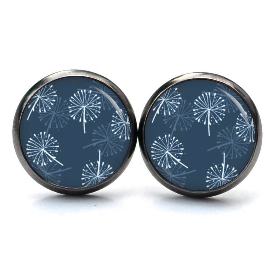 Ohrstecker, Ohrhänger, Clipse & Druckknopf – Motiv kleine Pusteblumen blau weiß – Schmuck aus Edelstahl Ohrstecker, Ohrhänger, Clipse & Druckknopf – Motiv kleine Pusteblumen blau weiß – Schmuck aus Edelstahl