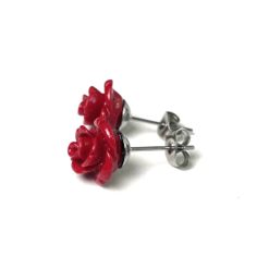 Rosen Ohrstecker Rot – Handmade Edelstahl | Blumenohrringe von Just Trisha | Kleine Auflage Geschenkidee Rosen Ohrstecker Rot – Handmade Edelstahl | Blumenohrringe von Just Trisha | Kleine Auflage Geschenkidee