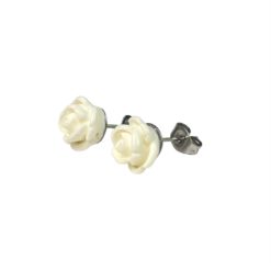 Kleine Rosen Ohrstecker creme – Handmade Edelstahl | Blumenohrringe von Just Trisha | Kleine Auflage Geschenkidee Kleine Rosen Ohrstecker creme – Handmade Edelstahl | Blumenohrringe von Just Trisha | Kleine Auflage Geschenkidee