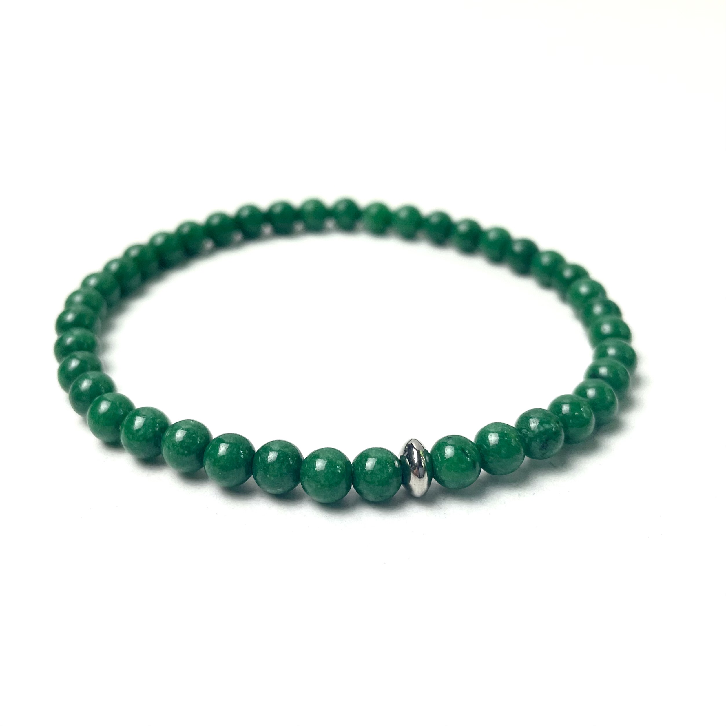 Zartes Perlenarmband mit dunkelgrünen Jade Perlen – stabiles Gummiband Zartes Perlenarmband mit dunkelgrünen Jade Perlen - stabiles Gummiband