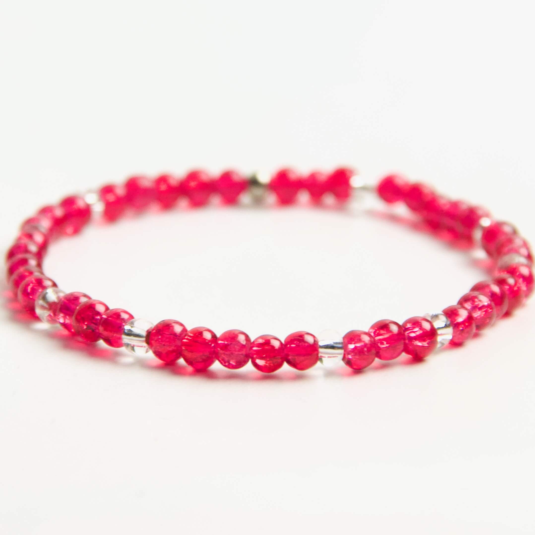 Zartes Perlenarmband mit pinken Perlen – stabiles Gummiband Zartes Perlenarmband mit pinken Perlen - stabiles Gummiband