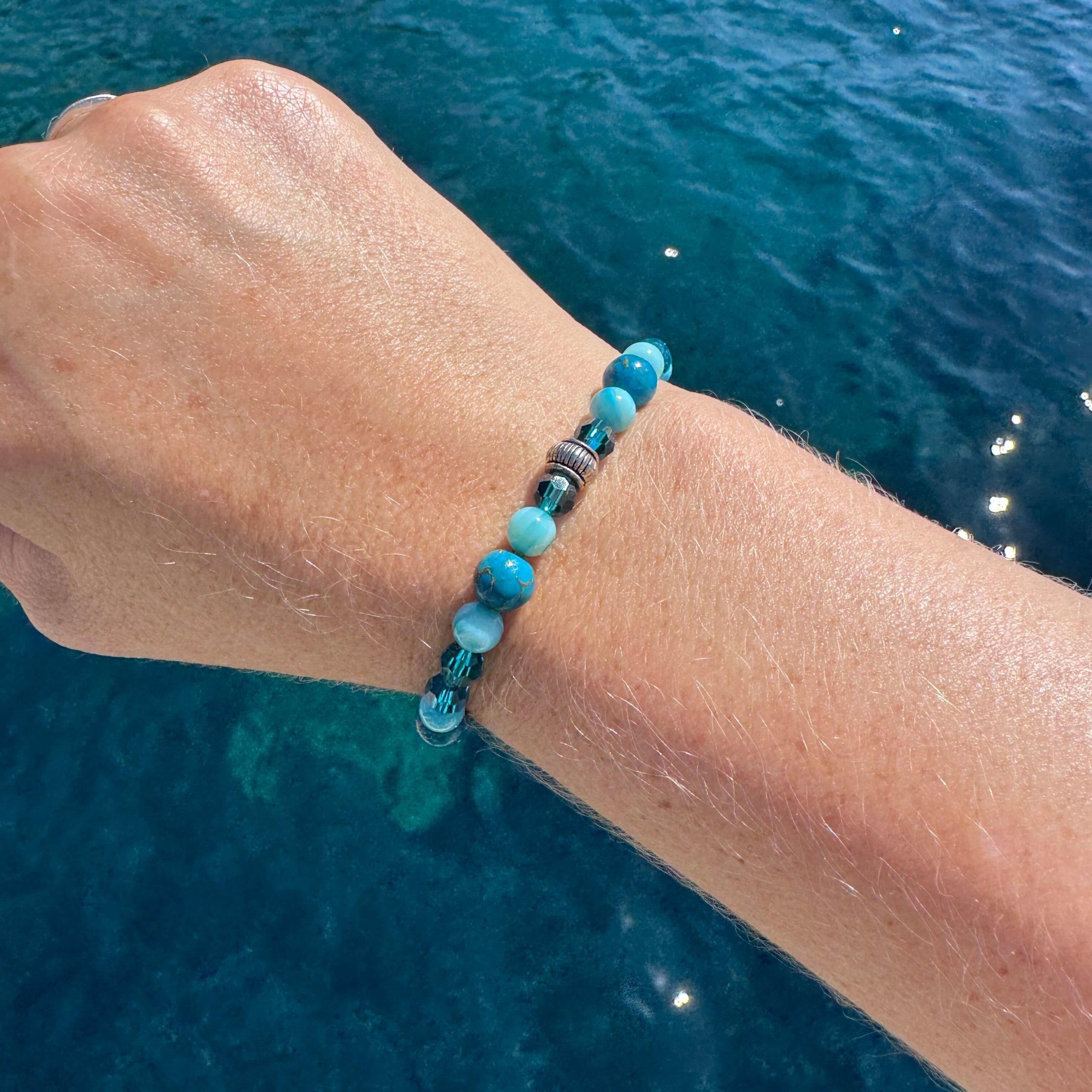 Perlen Armband Meeresprise Türkis – stabiles Gummiband – Handmade Perlen Armband Meeresprise Türkis – stabiles Gummiband - Handmade