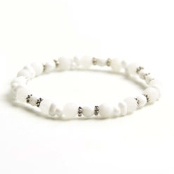 Perlen Armband weißer Schnee – stabiles Gummiband – Handmade Perlen Armband weißer Schnee – stabiles Gummiband - Handmade