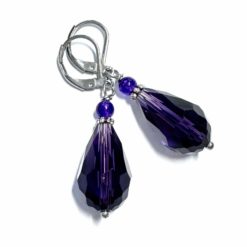 Edelstahl tropfen Ohrringe mit violetter Glasschliffperle im Vintage Stil Edelstahl tropfen Ohrringe mit violetter Glasschliffperle im Vintage Stil