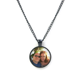 Dein Foto als Schmuck – Komplett-Set (Kette & Ohrringe) Dein Foto als Schmuck – Komplett-Set (Kette & Ohrringe)