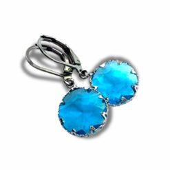 Ohrhänger Gold Blau mit Kristall – Elegante Edelstahl Ohrringe | Handmade Just Trisha | Kleine Auflage Ohrhänger Gold Blau mit Kristall – Elegante Edelstahl Ohrringe | Handmade Just Trisha | Kleine Auflage
